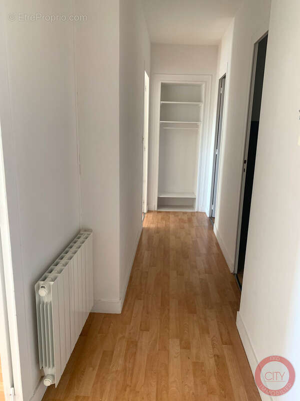 Appartement 47 m² à Bordeaux  - photo 2