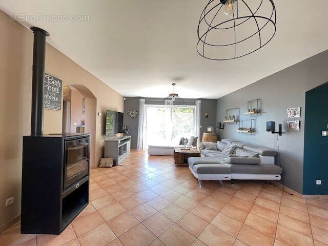Maison à BOISSET-ET-GAUJAC