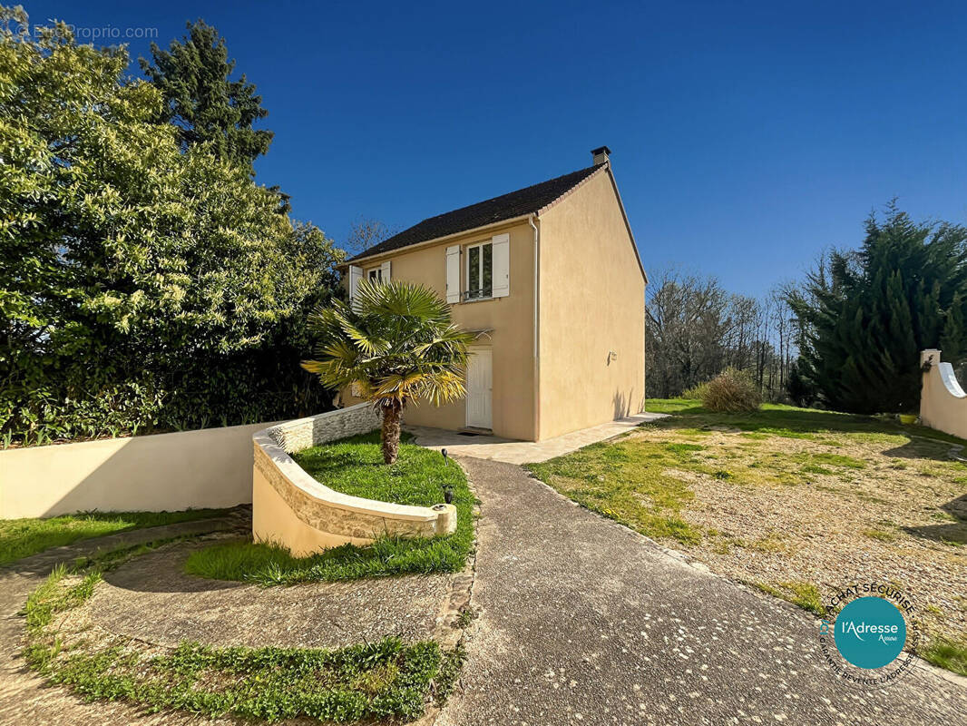Maison à LA FERTE-ALAIS