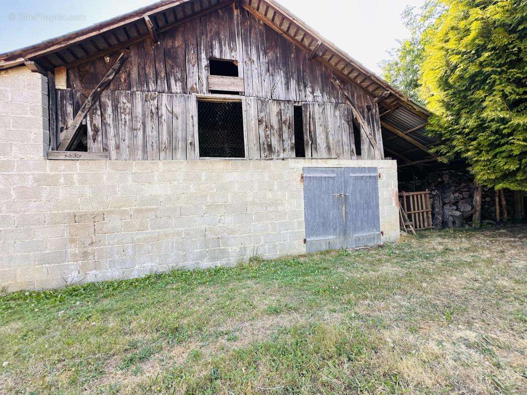 Maison 65 m² à La Porcherie  - photo 4