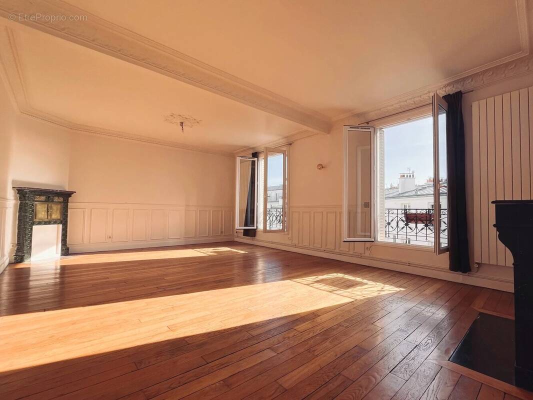 Appartement à PARIS-12E