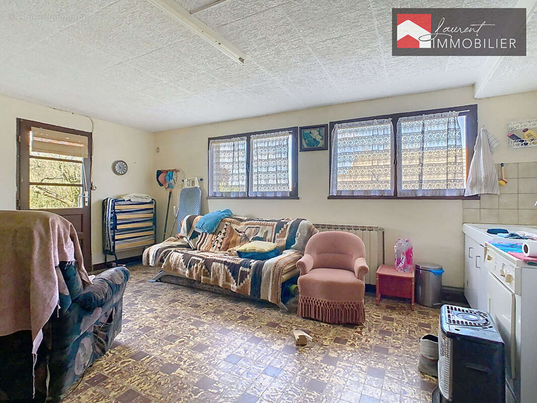 Maison à SAINT-ETIENNE-EN-BRESSE