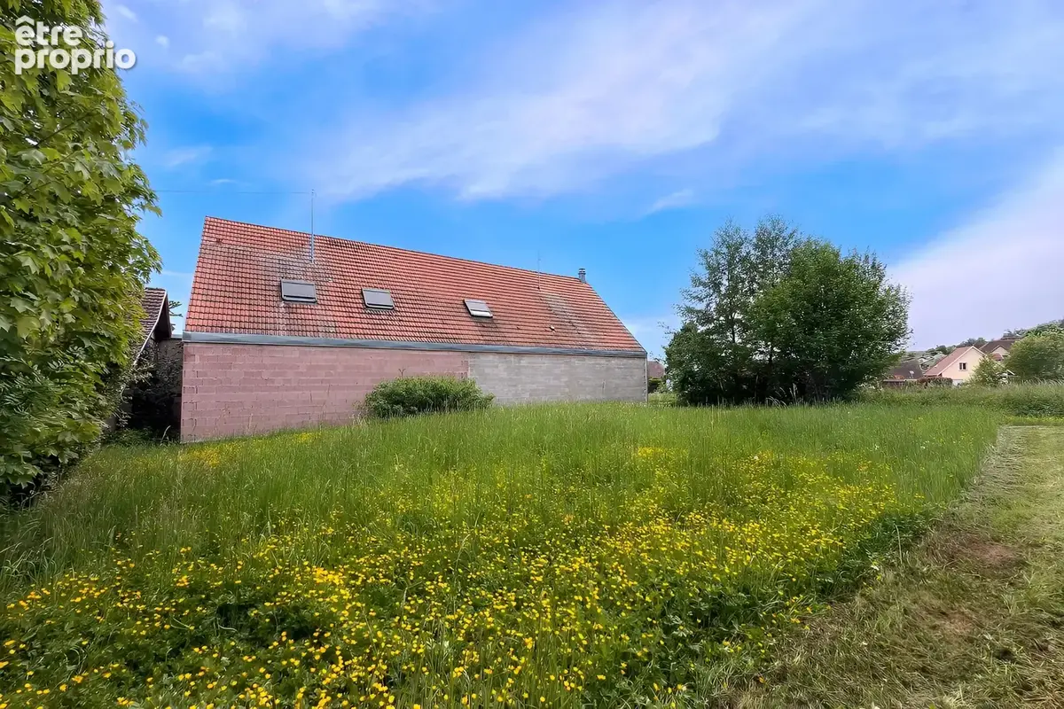Terrain constructible de 450 m2 - libre de construction - photo 2