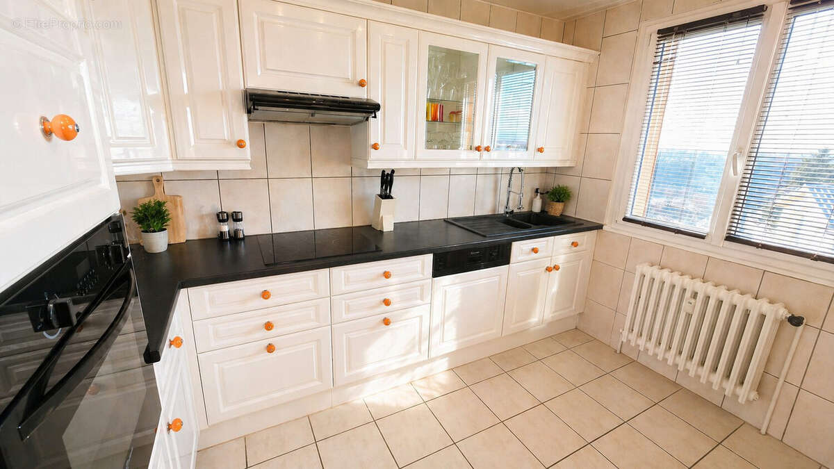 Appartement 66 m² à Annemasse  - photo 5