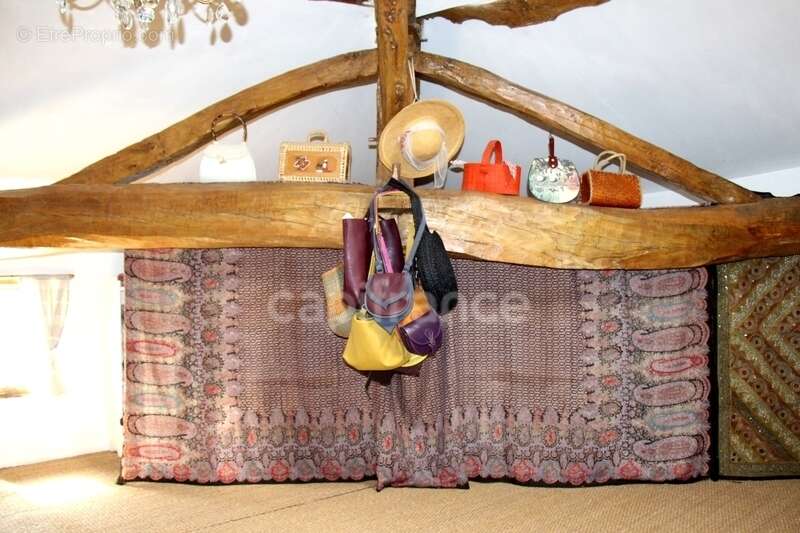 Maison à SAINT-CLAR