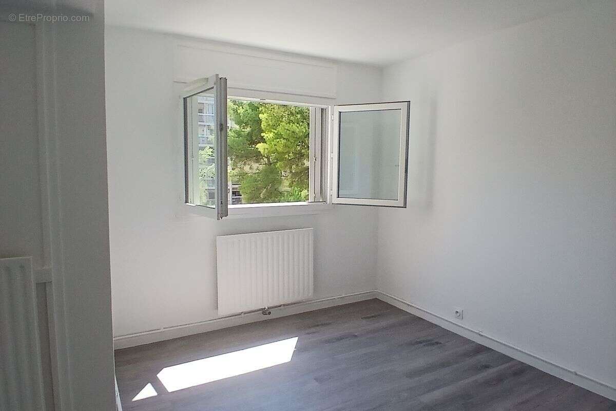 Appartement à MARSEILLE-11E