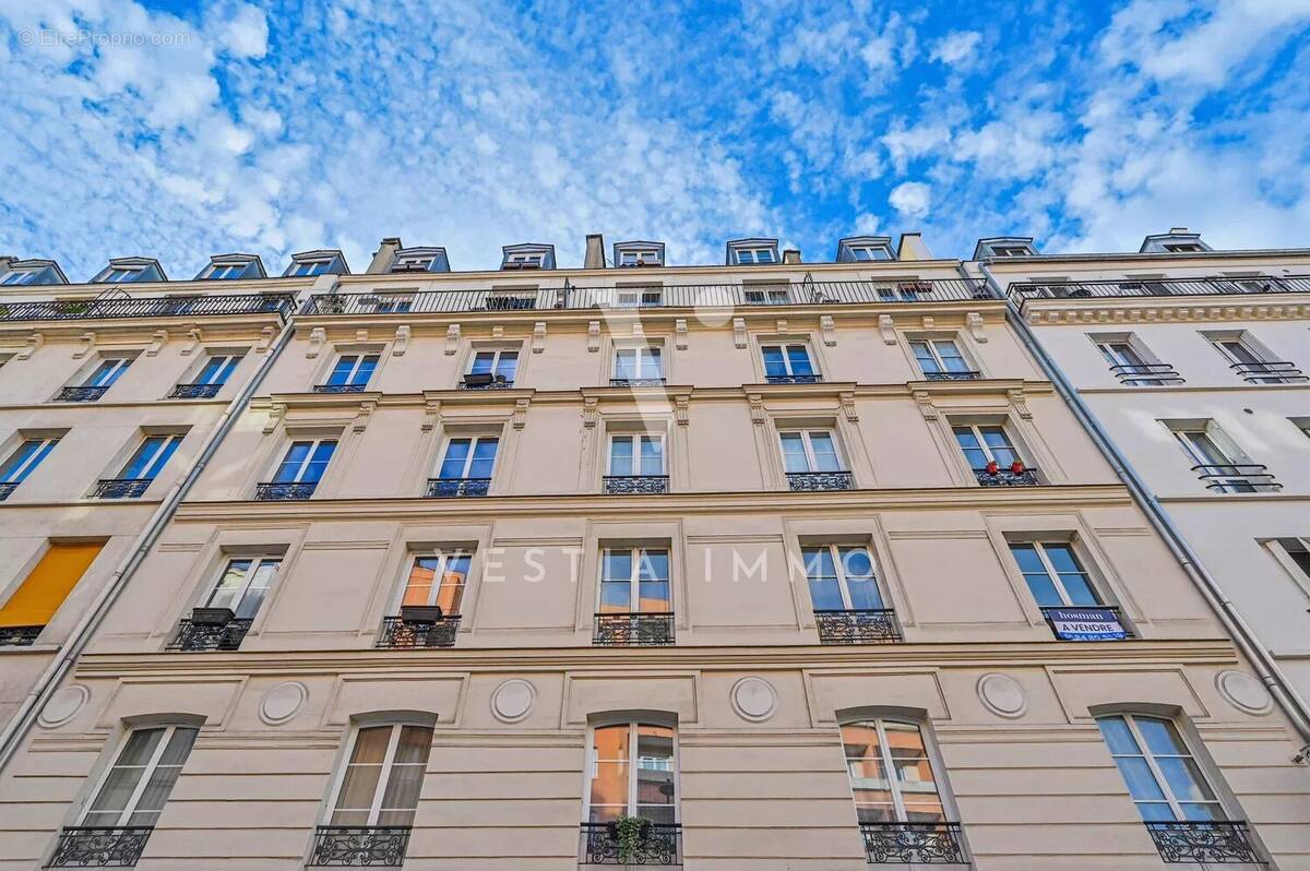 Appartement à PARIS-11E