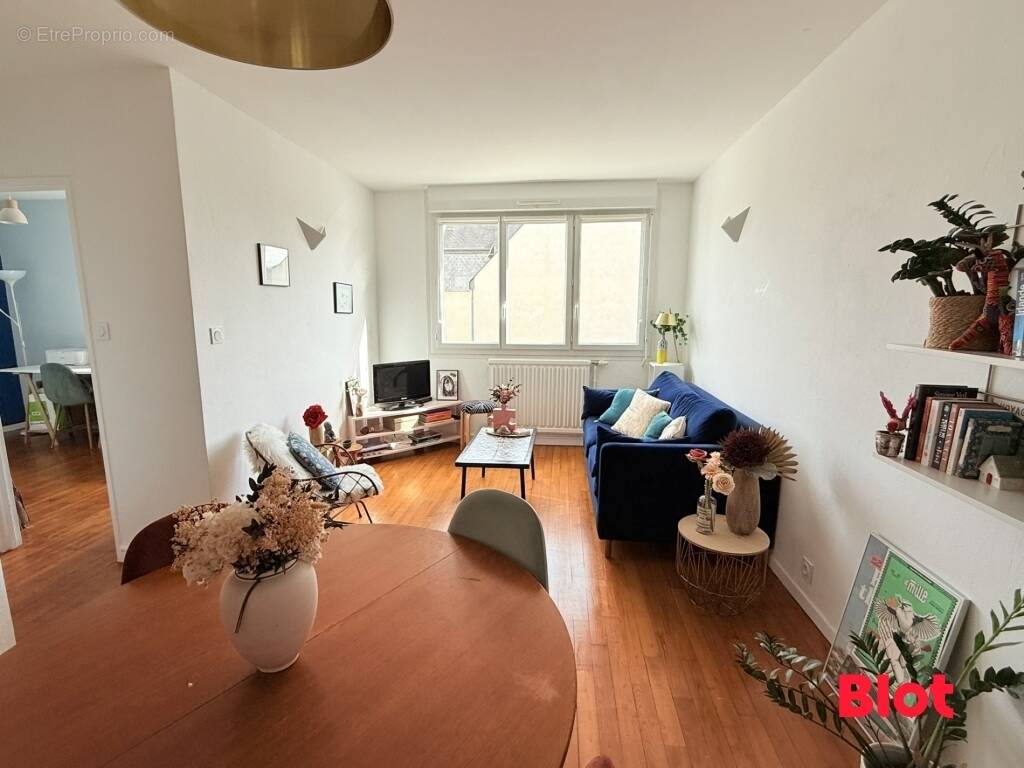 Appartement à SAINT-JACQUES-DE-LA-LANDE