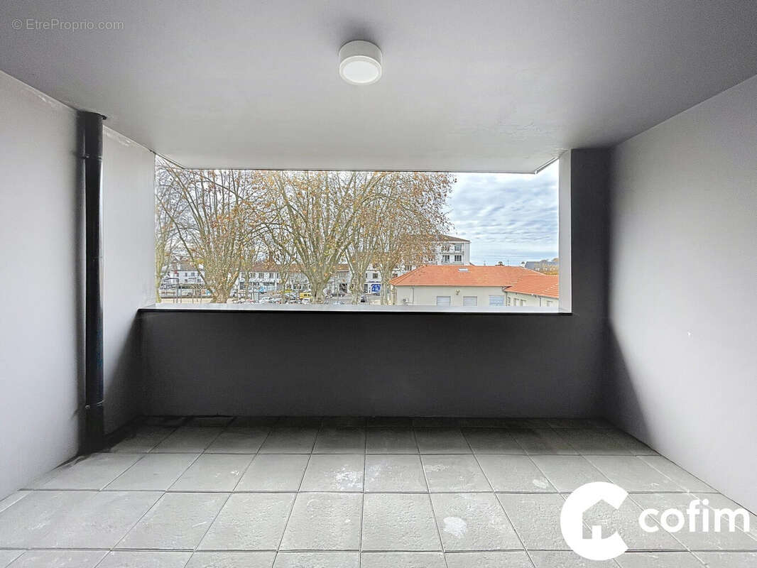 Appartement à BILLERE