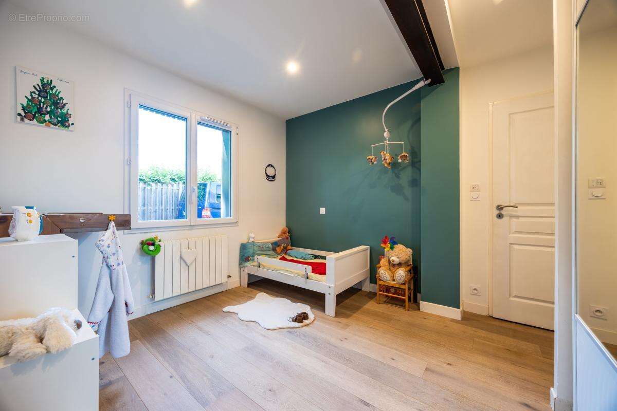 Maison 180 m² à Cestas  - photo 15