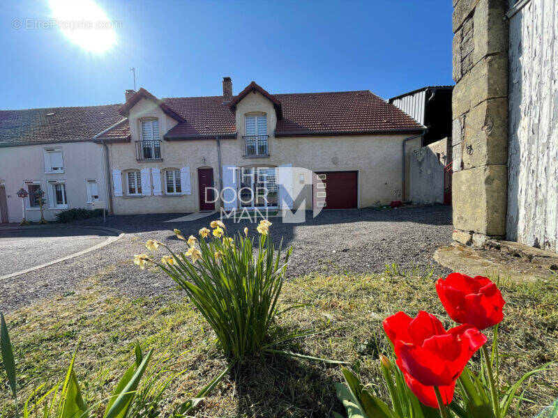 Maison à RANGECOURT