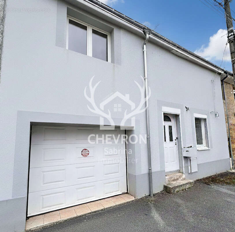 Maison à DOM-LE-MESNIL