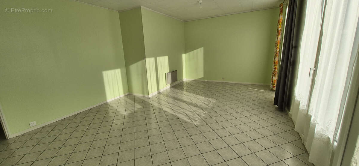 Maison à BRETTEVILLE-SUR-ODON