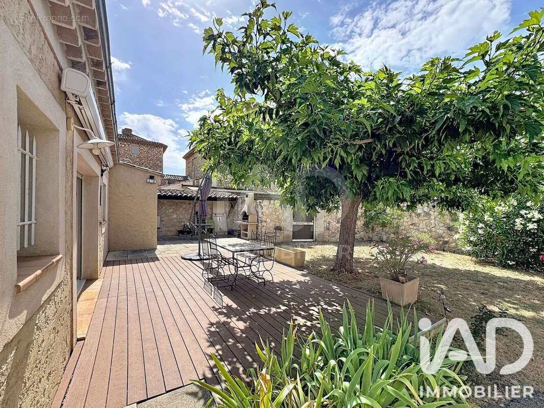 Maison 72 m² à Villars  - photo 2