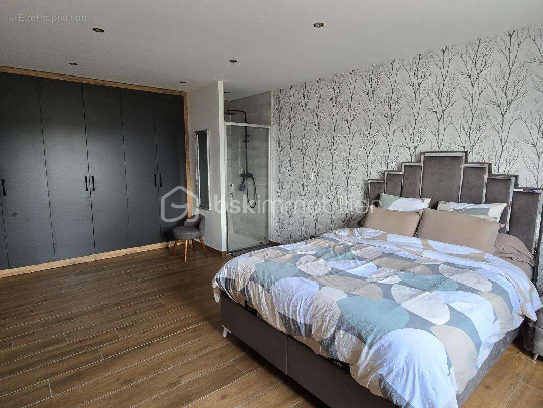Pavillon contemporain de 2020 – 225 m² – 6 Chambres – DPE A – Saint-Martin-le-Nœud (60000) - photo 14