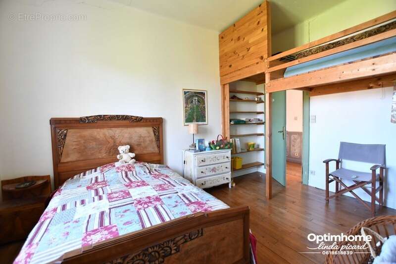 Maison à LA SALVETAT-SAINT-GILLES