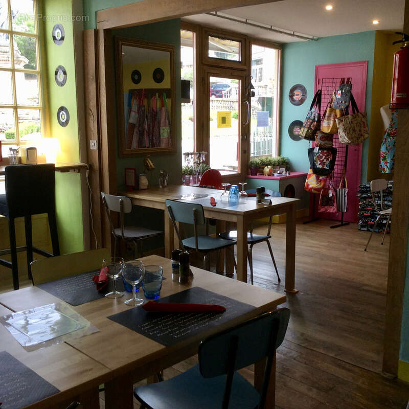 Maison à CHATEAUNEUF-LA-FORET