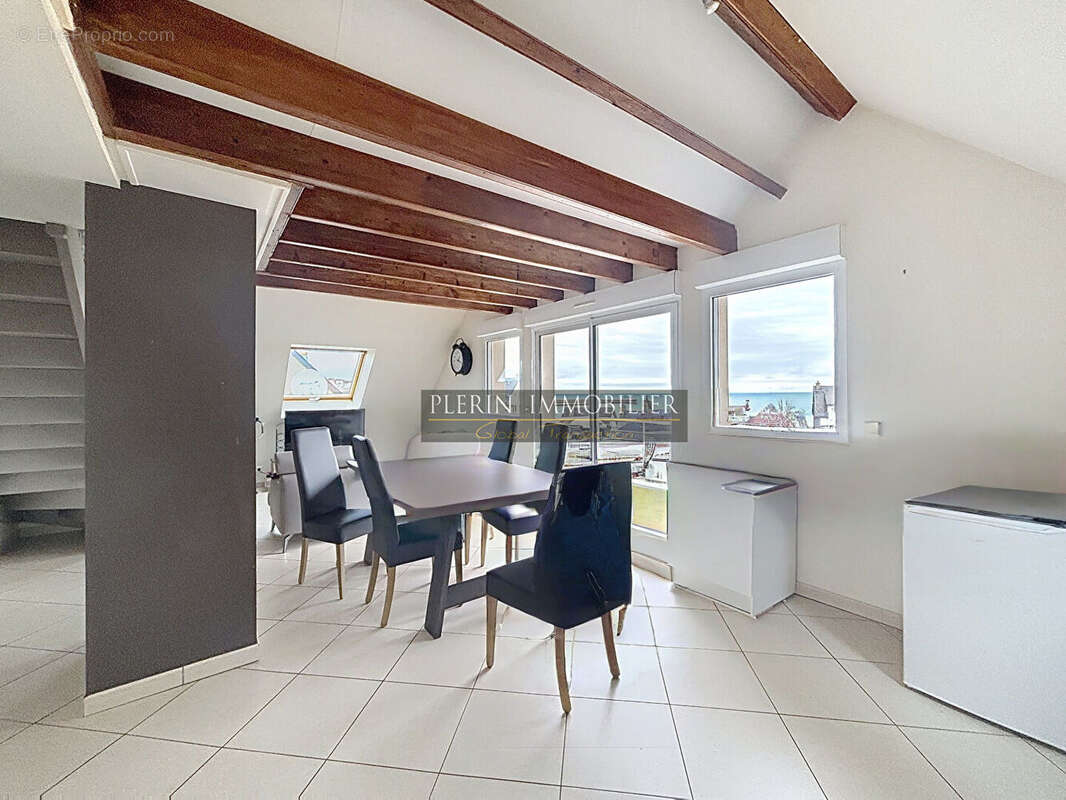 Appartement à ETABLES-SUR-MER