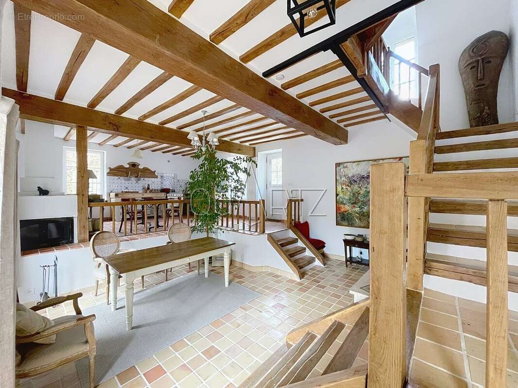 Maison à MARINES