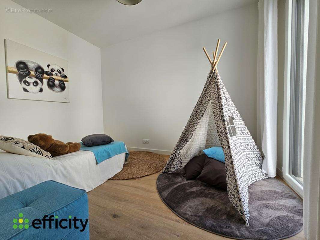 Appartement à LA CHAPELLE-DES-FOUGERETZ