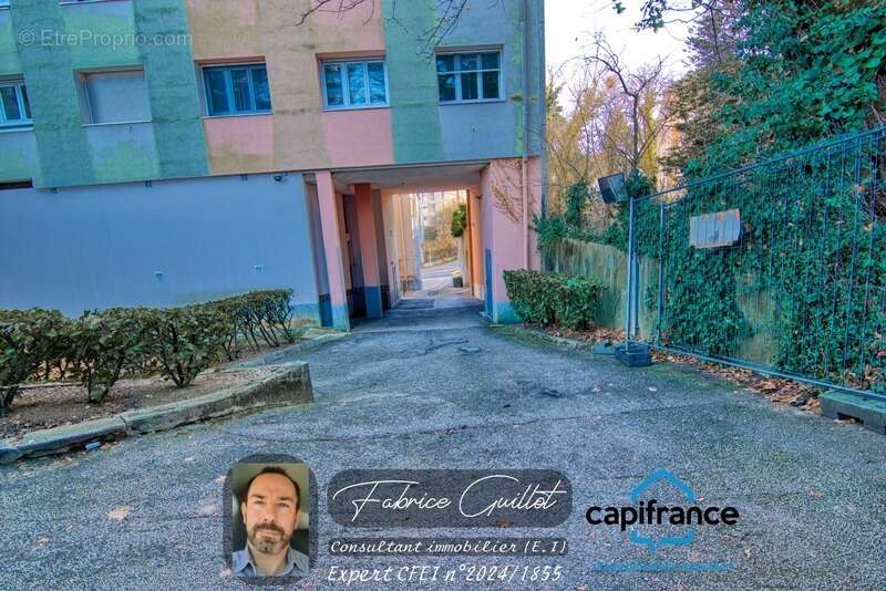 Doubs (25), à vendre Besançon, maison de 320 m2 + terrain de 2190 m2 - photo 20