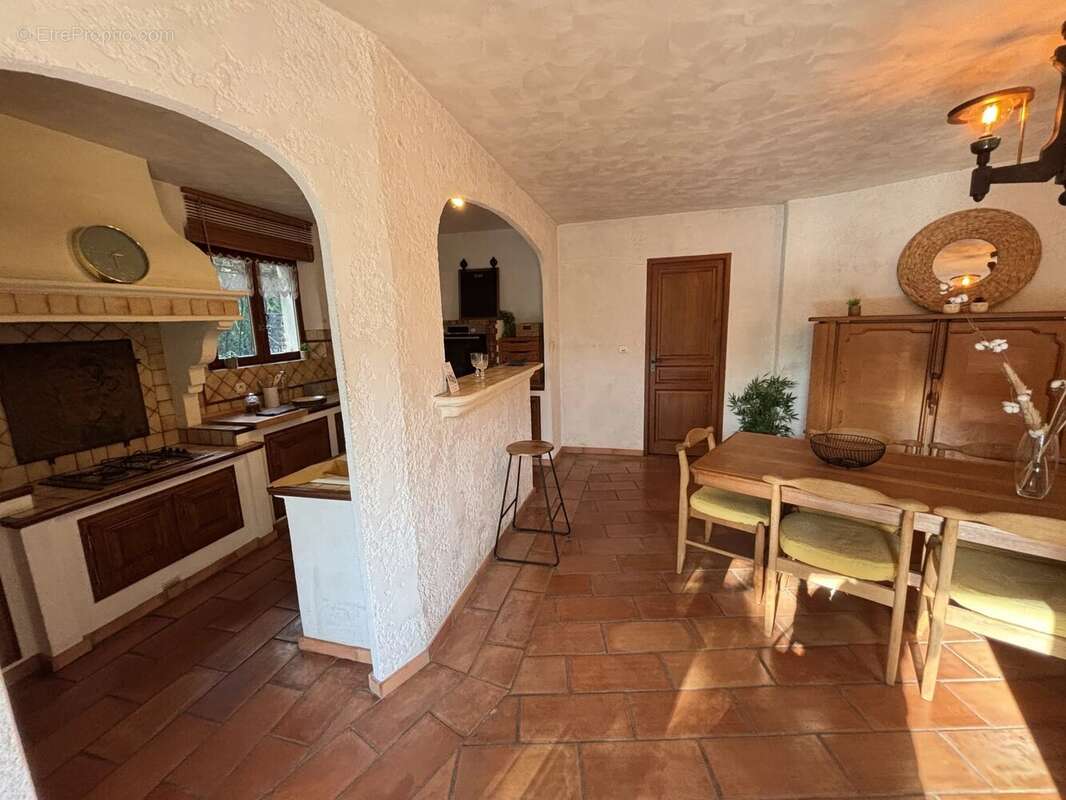 Maison à FIGANIERES