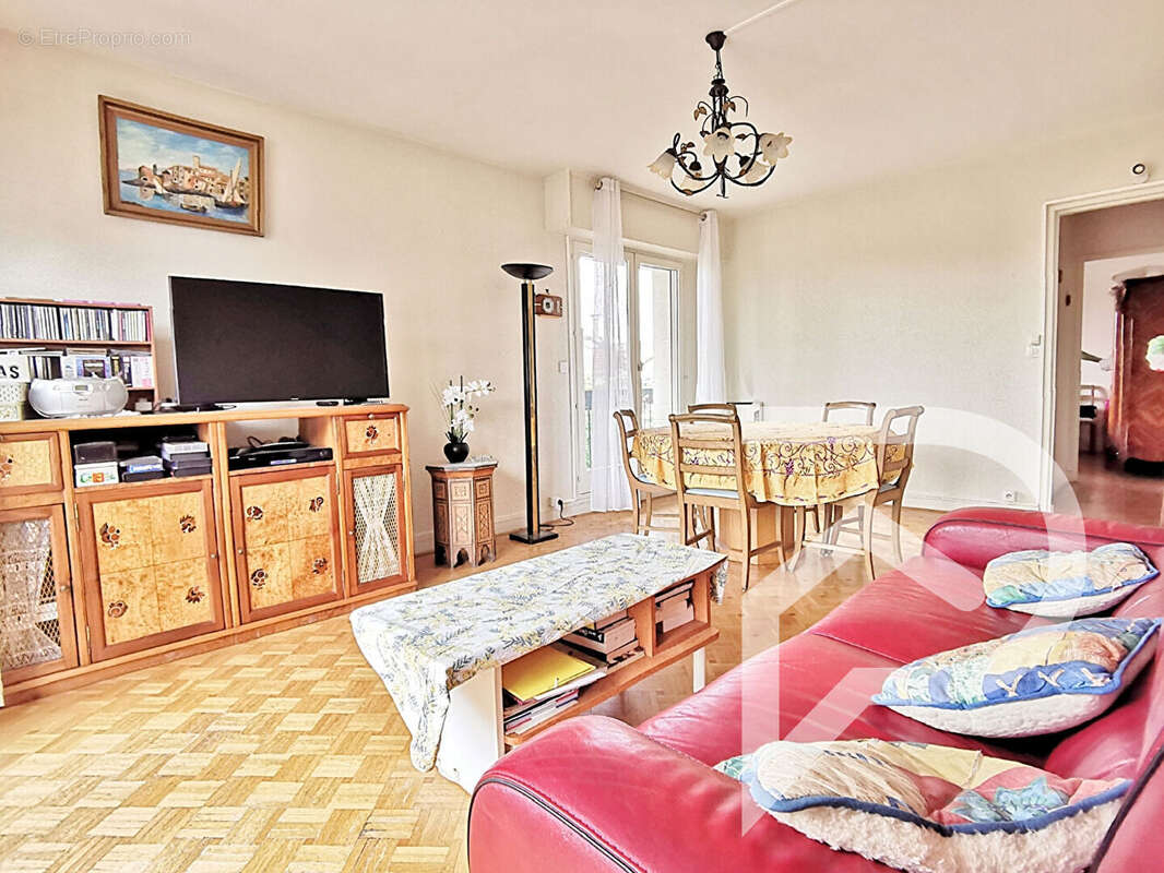 Appartement à VILLEJUIF