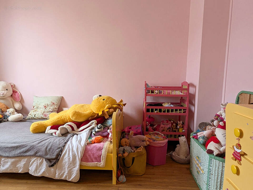 Maison à LES PONTS-DE-CE