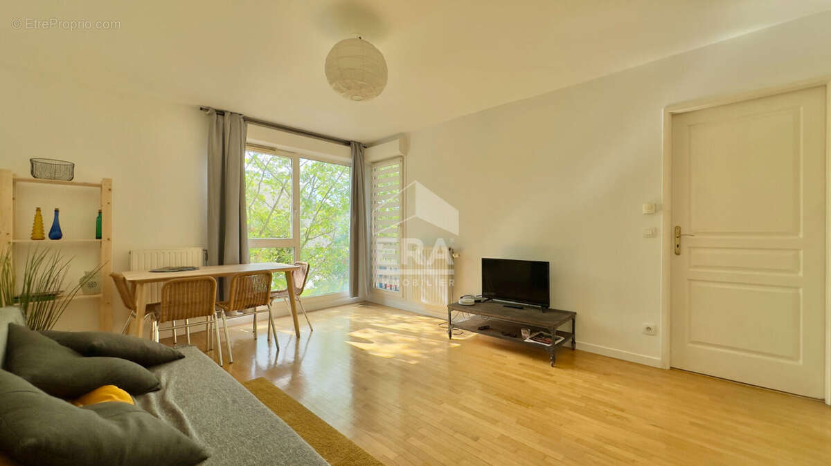 Appartement à CACHAN
