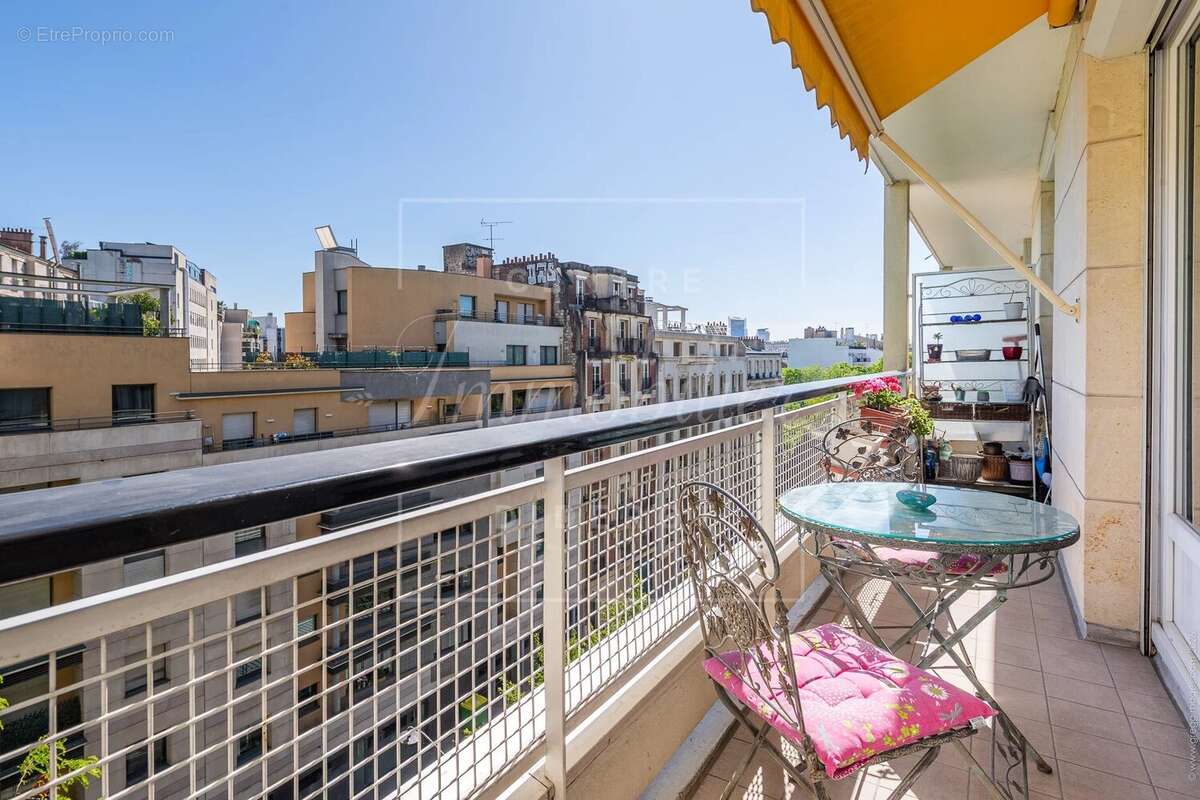 Appartement à PARIS-12E