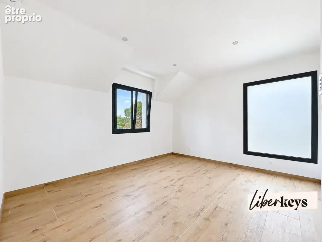 Maison neuve 3 chambres – Prestations haut de gamme – Saint-Cyr-en-Val (45590) - photo 4
