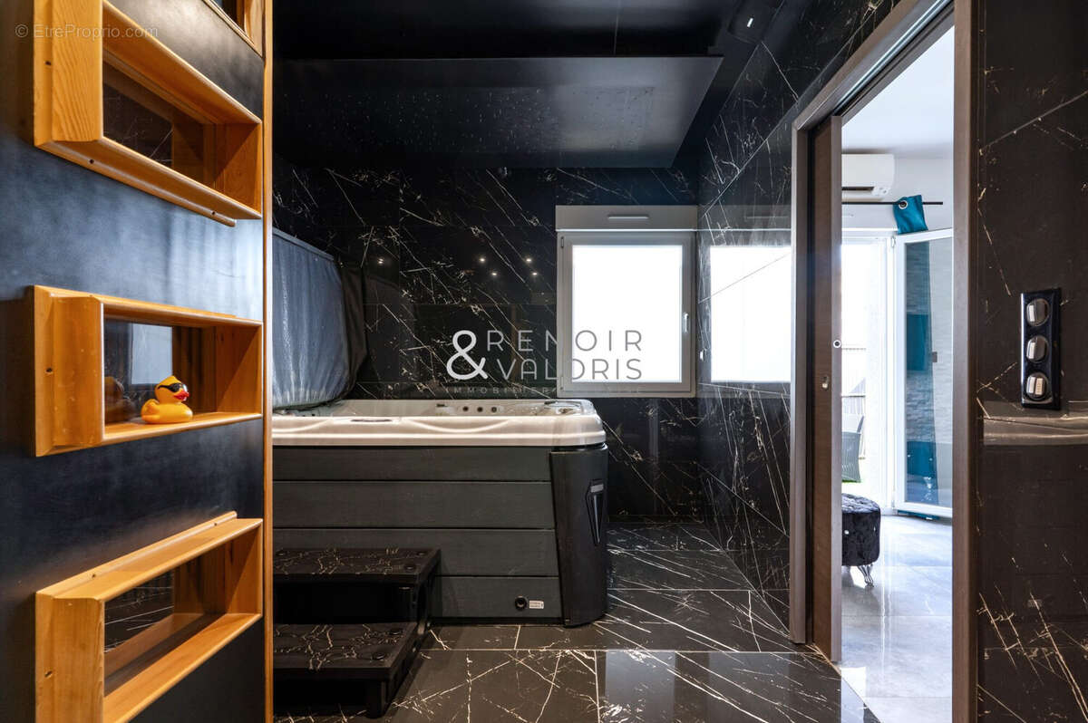 Maison à JARVILLE-LA-MALGRANGE