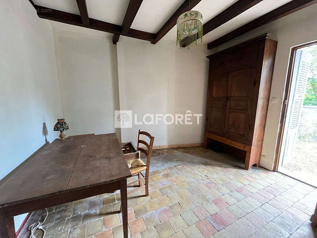 Maison à FRANGY-EN-BRESSE