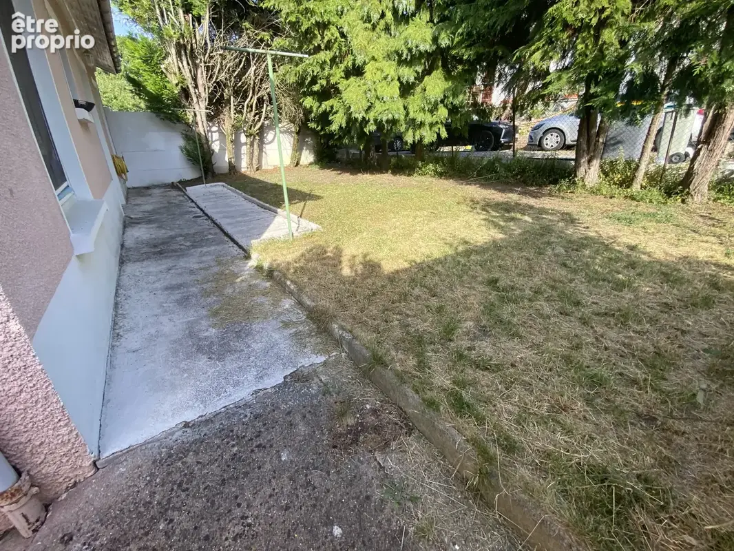 Maison familiale avec jardin   360 000 € - photo 10