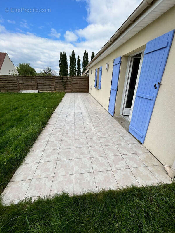 Maison à LE CHATELET-EN-BRIE