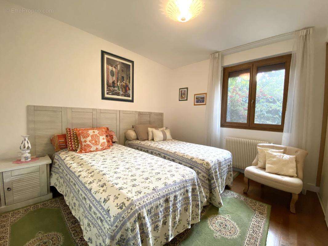 Maison à BENNECOURT