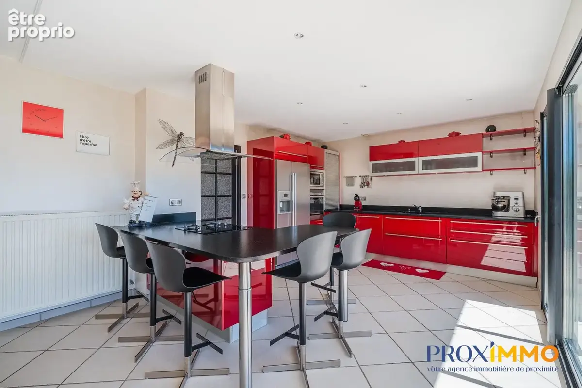 Maison 8 pièces 170 m² à vendre à Miribel-Les-Echelles (38380) - photo 4