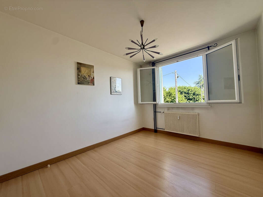 Appartement à ROMANS-SUR-ISERE