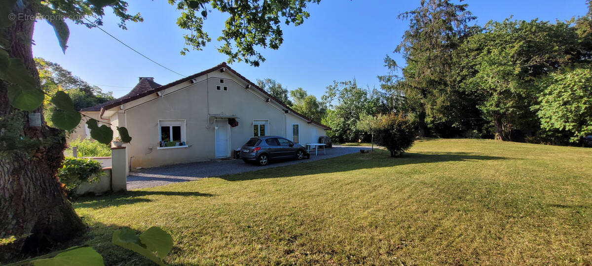 Maison à ARZACQ-ARRAZIGUET