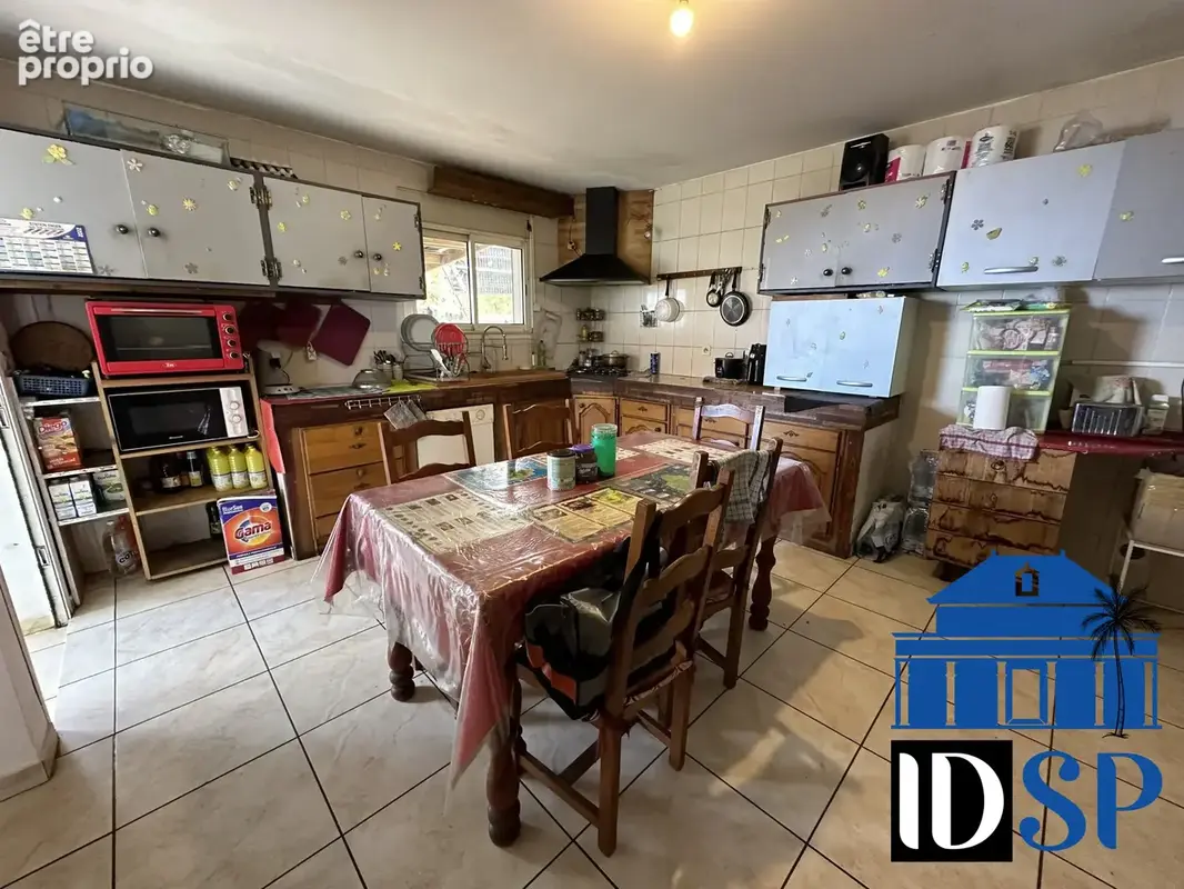 Maison 5 pièces 140 m² à vendre à Saint-Paul (97411) - photo 3