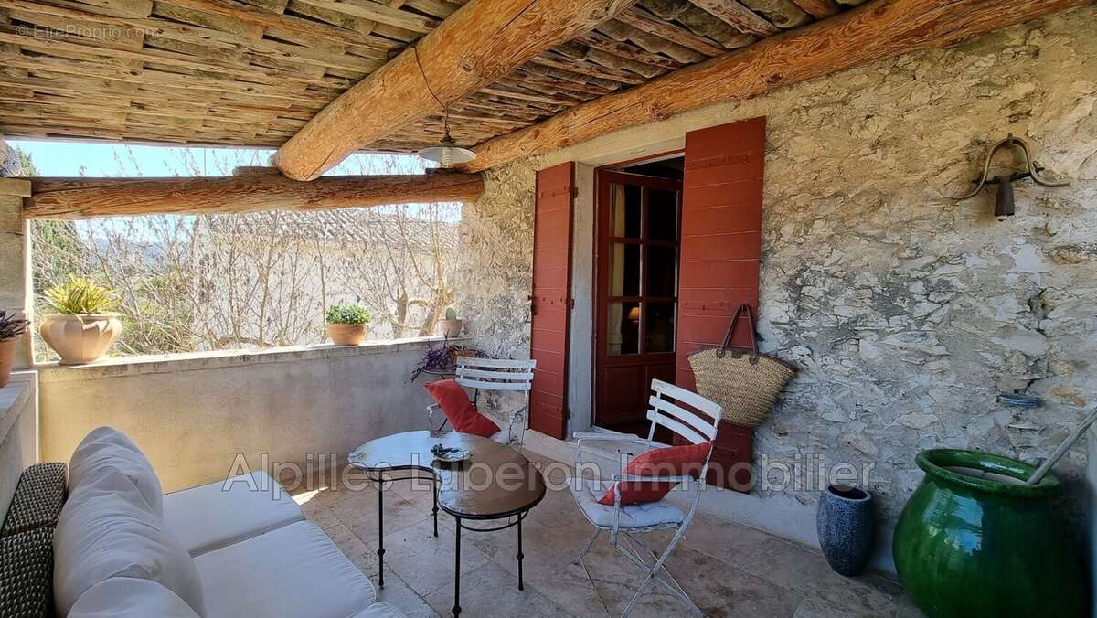 Maison à EYGALIERES