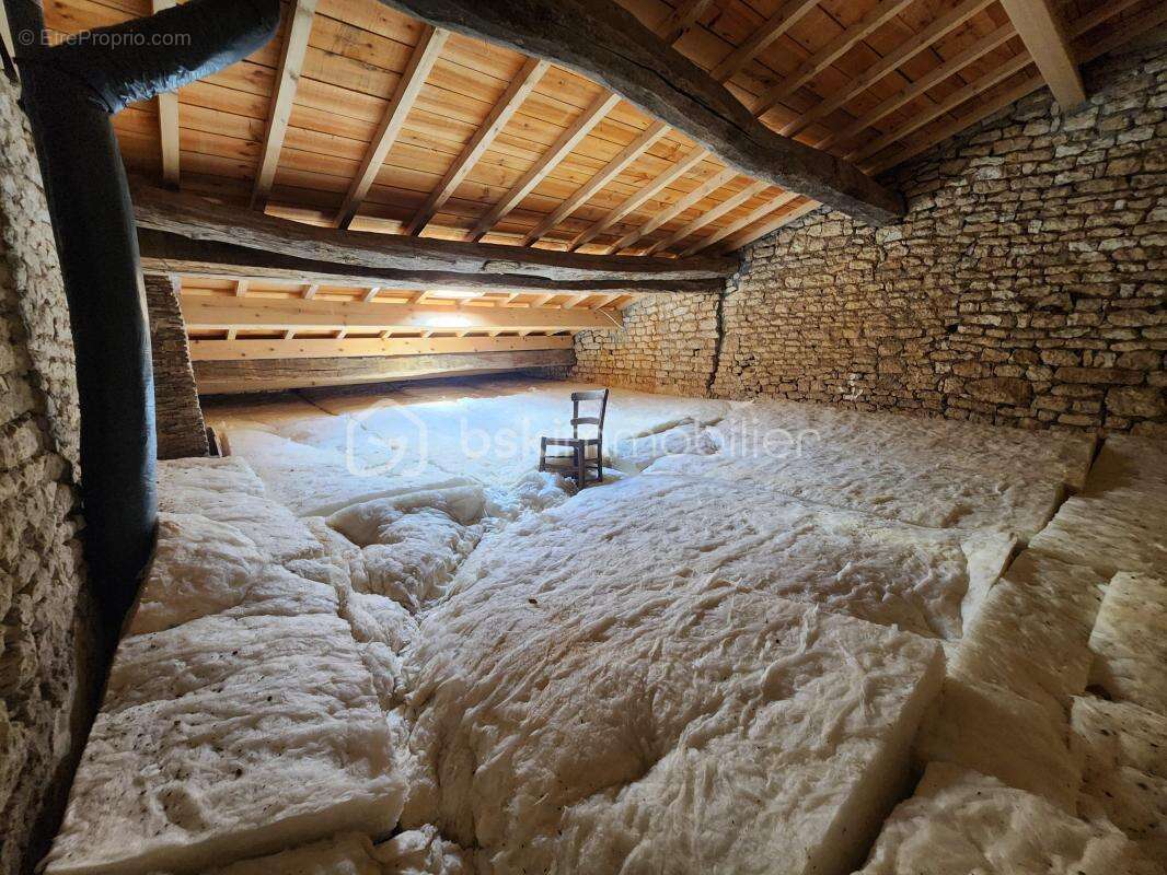  Maison de caractère – 186 m² environ - photo 23
