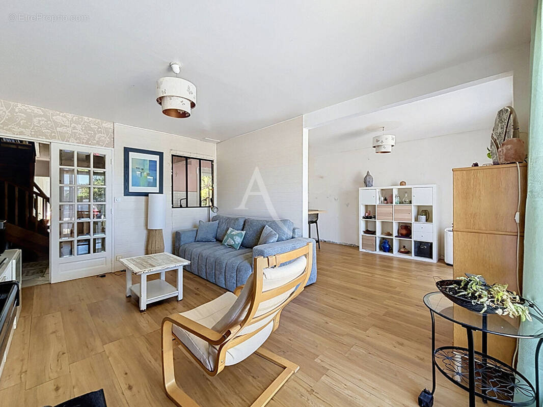 Maison 7 pièces 128 m² · à Angers · 128 m² · 348 700 €