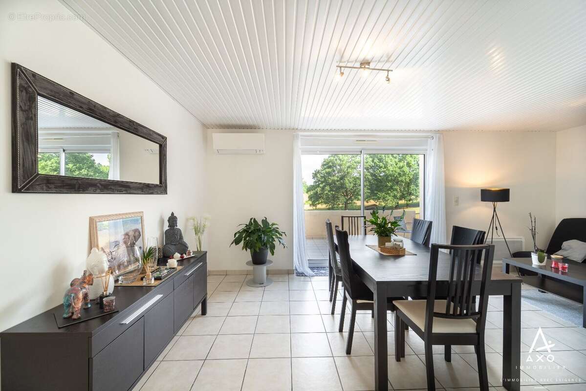 Maison T6 avec jardin et carport sur un terrain avec vue dégagée - photo 7