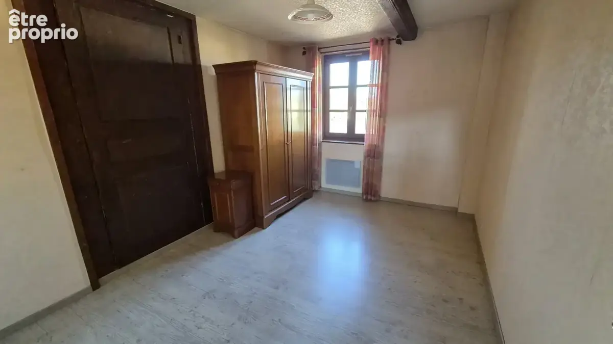 Maison d'habitation mitoyenne d'un coté, garage et jardin sur Tignieu-Jameyzieu - photo 11