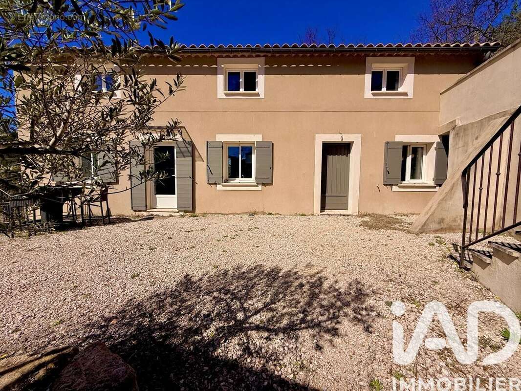 Maison 138 m² à Le Beaucet  - photo 3