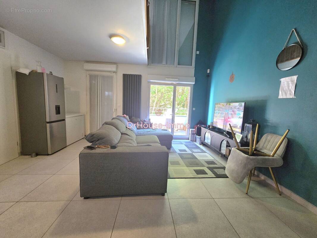 Appartement à STAINS