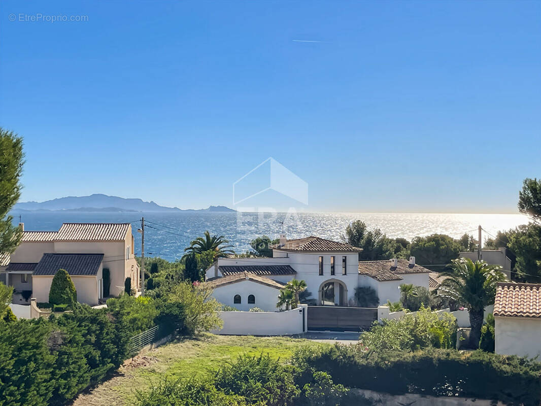 Maison à CARRY-LE-ROUET