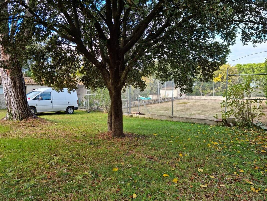 Terrain à CAVAILLON