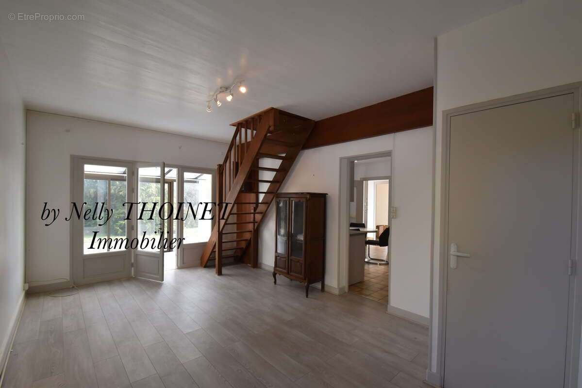 Maison à LA ROCHE-BLANCHE